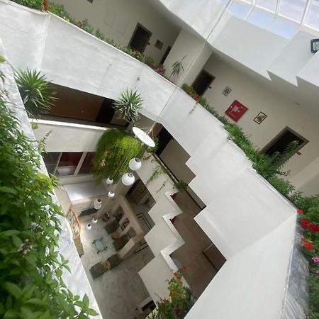 Al-Mujeb Hotel คีราค ภายนอก รูปภาพ