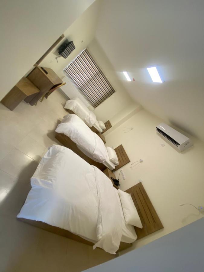 Al-Mujeb Hotel คีราค ภายนอก รูปภาพ